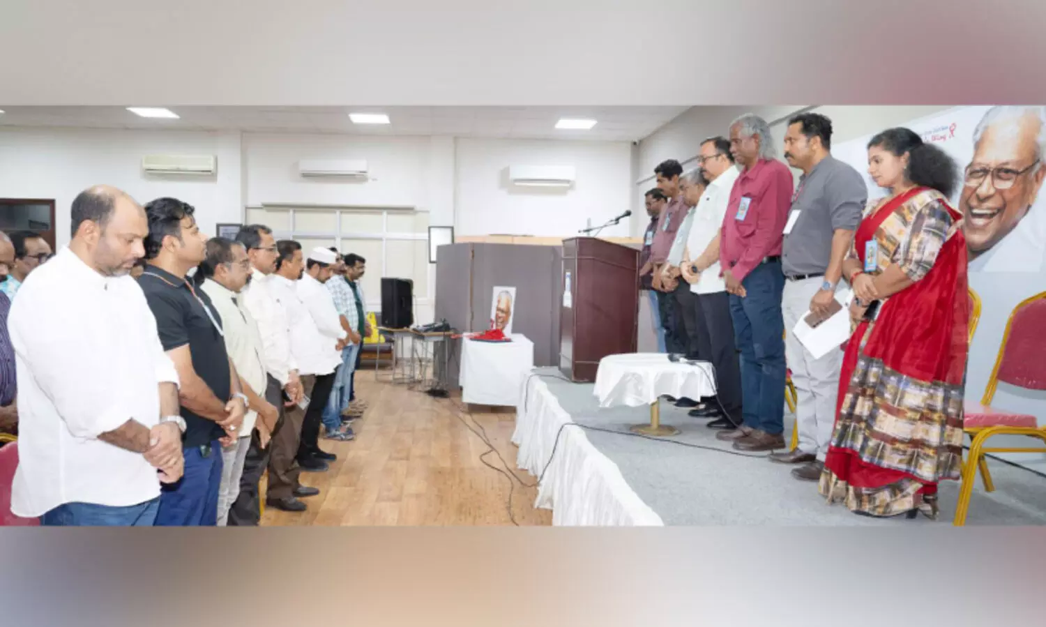 വി.​എ​സി​നെ അ​നു​സ്മ​രി​ച്ച് ഇ​ന്ത്യ​ൻ സോ​ഷ്യ​ൽ ക്ല​ബ് കേ​ര​ള​വി​ഭാ​ഗം