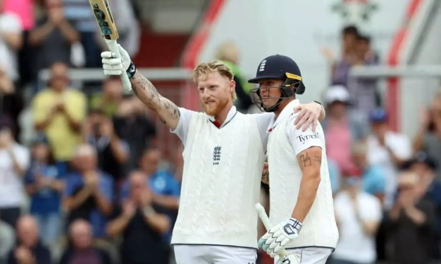 ഓൾഡ് ട്രഫോർഡിൽ ഇംഗ്ലണ്ടിന് വമ്പൻ ലീഡ്; ഒന്നാം ഇന്നിങ്സിൽ 669ന് പുറത്ത്