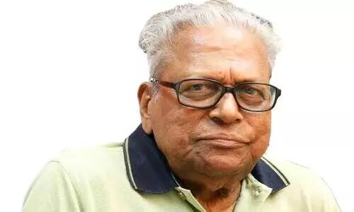 വി​ശേ​ഷ​ണ​ങ്ങ​ൾ​ക്ക​പ്പു​റം വി​.എ​സ്