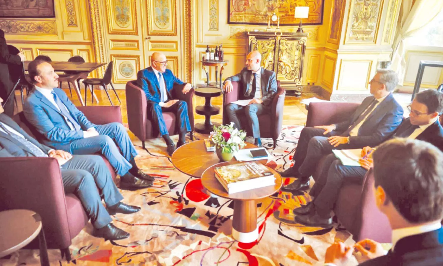 ബ​ഹ്‌​റൈ​ൻ-ഫ്ര​ഞ്ച് വി​ദേ​ശ​കാ​ര്യ മ​ന്ത്രി​മാർ കൂ​ടി​ക്കാ​ഴ്ച ന​ട​ത്തി