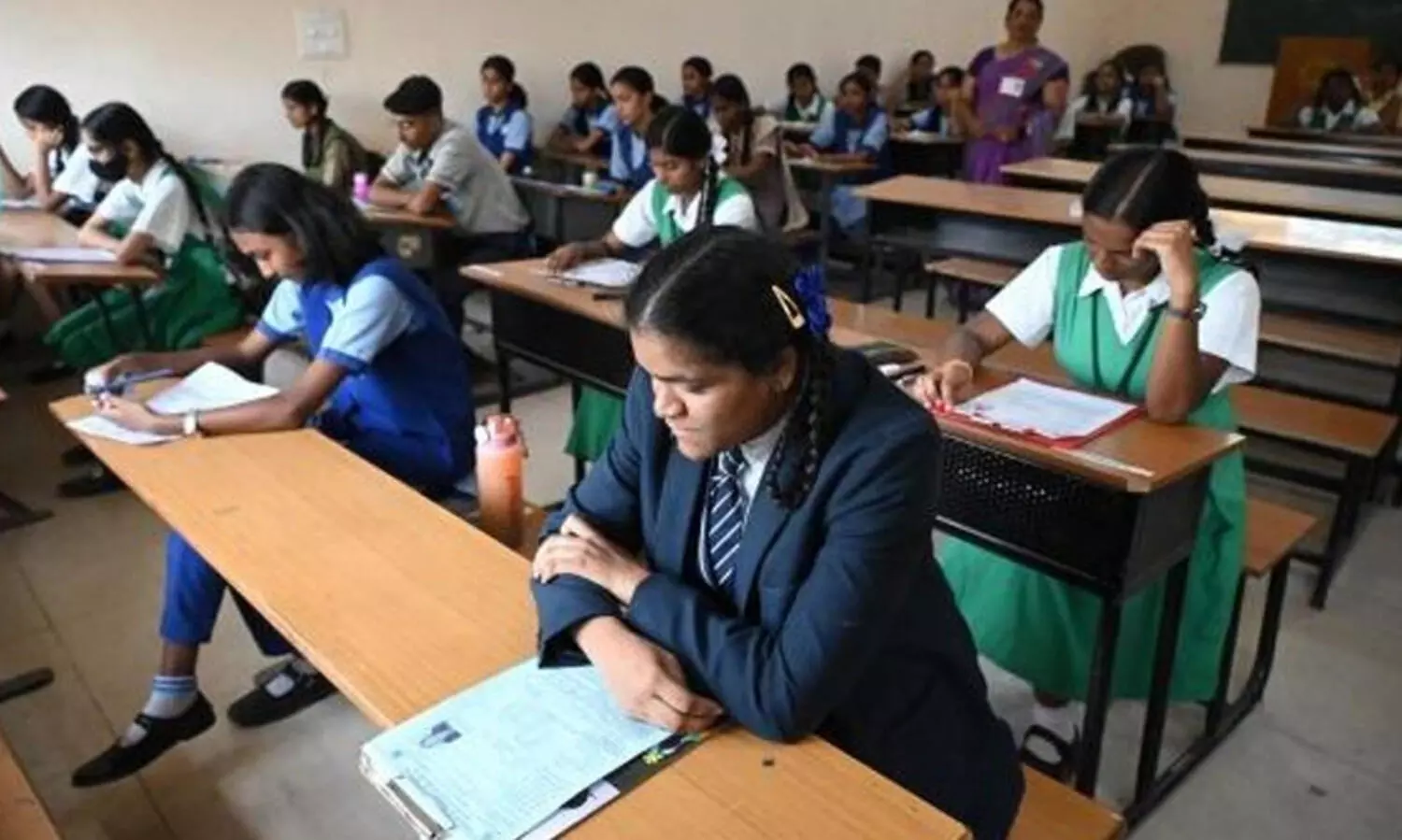 എസ്.എസ്.എൽ.സി, പി.യു.സി വിജയത്തിന് ഇനി 33 ശതമാനം മാർക്ക്