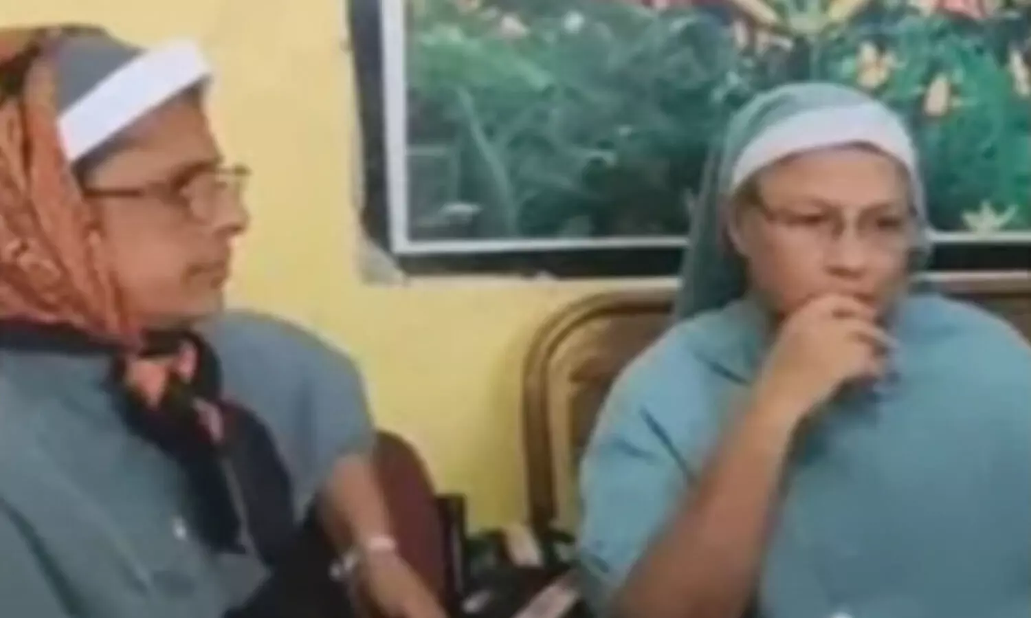 മതപരിവർത്തനം ആരോപിച്ച് മലയാളി കന്യാസ്ത്രീകളെ അറസ്റ്റ് ചെയ്തതിൽ പ്രതിഷേധം; തടഞ്ഞുവെച്ച് പൊലീസിന് കൈമാറിയത് ബജ്റങ് ദൾ