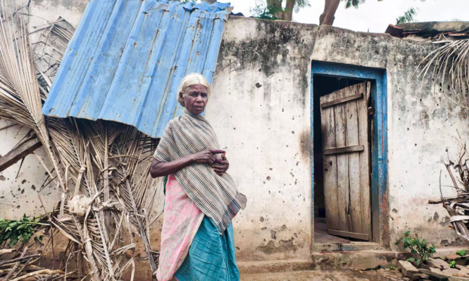 മരുതിക്ക് വേണം, മഴ നനയാതെ കിടക്കാനൊരു കൂര