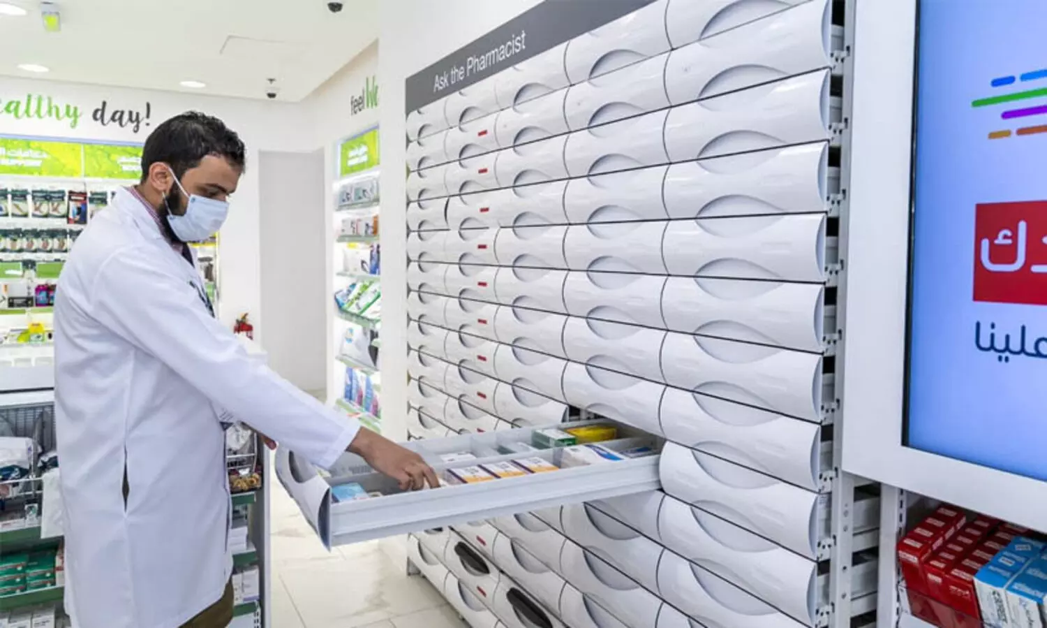 ഫാർമസി, ദന്താശുപത്രി ജോലികളിൽ സ്വദേശിവത്​കരണം പ്രാബല്യത്തിൽ