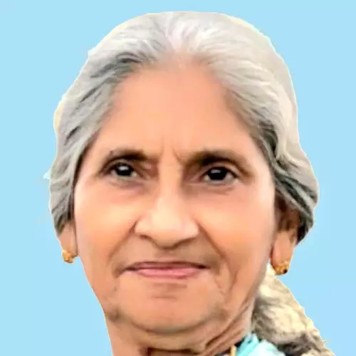 ത്രേ​സ്യാ​മ്മ കൊ​ച്ച​പ്പ​ൻ