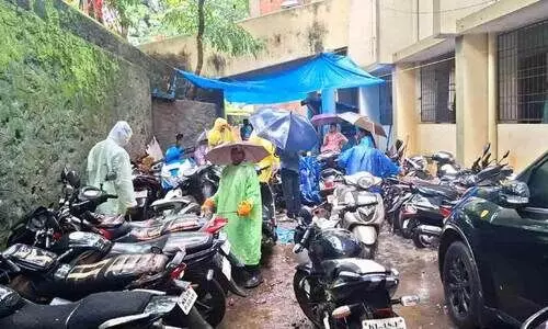 സിവിൽ സ്റ്റേഷനിൽ 15ഓളം ജീവനക്കാർക്ക് ഡെങ്കിപ്പനി; ന​ഗ​ര​സ​ഭ ശു​ചീ​ക​ര​ണം ന​ട​ത്തി