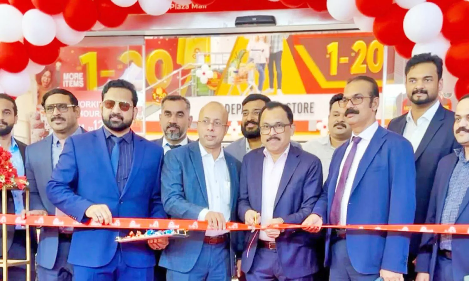 ഗ്രാ​ൻ​ഡ് മാ​ൾ ജാ​ക്ക്‌​പോ​ട്ട് ജേ​ണി മെ​ഗാ പ്ര​മോ​ഷ​ൻ ആ​ദ്യ​ഘ​ട്ട വി​ജ​യി​ക​ളെ തെ​ര​ഞ്ഞെ​ടു​ത്തു