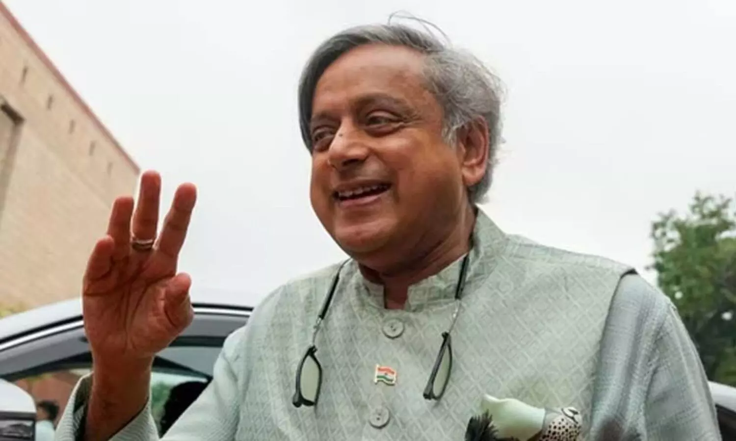 ‘മൗനവ്രതം, മൗനവ്രതം...’ ; ഓപറേഷൻ സിന്ദൂർ ചർച്ചയിൽ പ​ങ്കെടു​ക്കുമോയെന്ന ചോദ്യത്തിന് ഒറ്റവാക്കിൽ ഉത്തരവുമായി ശശി തരൂർ