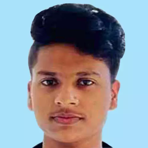 ചുഴിയിൽപ്പെട്ട സുഹൃത്തിനെ രക്ഷിക്കുന്നതിനിടെ വിദ്യാർഥി മുങ്ങിമരിച്ചു