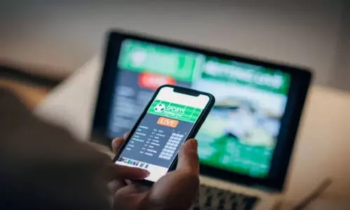 ഓ​ണ്‍ലൈ​ന്‍ വാ​തു​വെ​പ്പ് നി​രോ​ധ​ന ബി​ല്‍ അ​ടു​ത്ത നി​യ​മ​സ​ഭ സ​മ്മേ​ള​ന​ത്തി​ല്‍