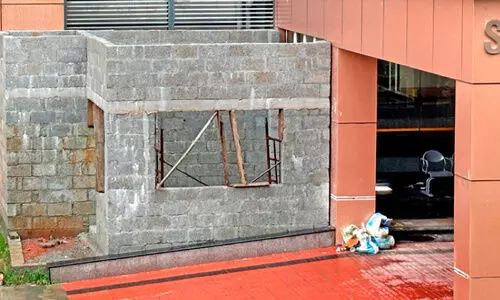 അത്യാഹിത വിഭാഗത്തിൽ പൊലീസ് പടിവാതിൽക്കൽ; പുതിയ പൊലീസ് എയ്ഡ് പോസ്റ്റ് നിർമാണം പുരോഗമിക്കുന്നു