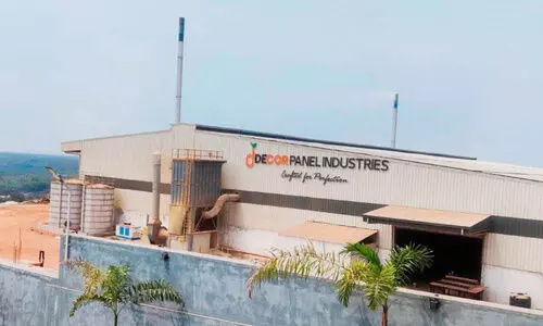 വ്യ​വ​സാ​യ പാ​ർ​ക്കു​ക​ൾ നി​റ​യെ സം​രം​ഭ​ങ്ങ​ൾ