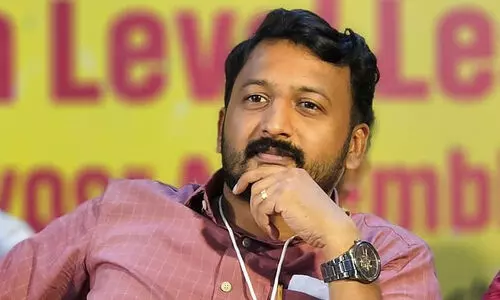 ഓരോ മാസവും ഓരോന്ന് പടച്ചുവിടും, മുഖമില്ലാത്തവർ പറയുന്നത് ആര് ശ്രദ്ധിക്കുന്നു, കുത്തഴിഞ്ഞ ആഭ്യന്തര വകുപ്പുള്ള നാട്ടില് ആര്ക്കും ആര്ക്കെതിരെയും എന്തുംപറയാം; രാഹുൽ മാങ്കൂട്ടത്തിൽ ഓരോ മാസവും ഓരോന്ന് പടച്ചുവിടും, മുഖമില്ലാത്തവർ പറയുന്നത് ആര് ശ്രദ്ധിക്കുന്നു, കുത്തഴിഞ്ഞ ആഭ്യന്തര വകുപ്പുള്ള നാട്ടില് ആര്ക്കും ആര്ക്കെതിരെയും എന്തുംപറയാം; രാഹുൽ മാങ്കൂട്ടത്തിൽ