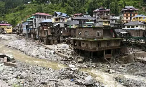 കനത്ത മഴ; ഹിമാചലിൽ 200 റോഡുകൾ അടച്ചു, 1,500 കോടി രൂപയുടെ നാശനഷ്ടം