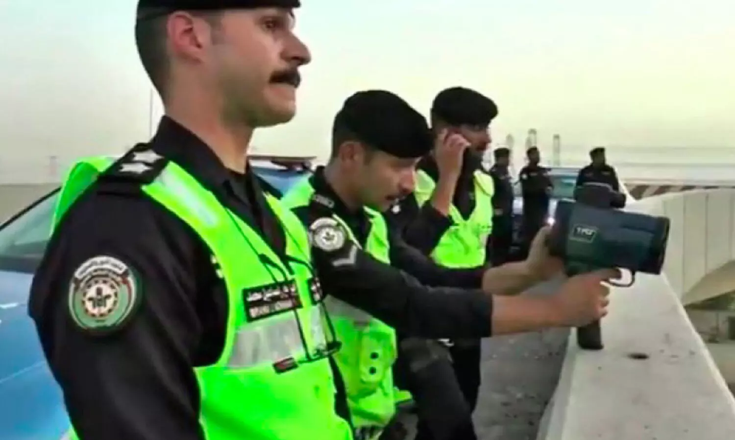 ​റോ​ഡി​ൽ അ​മി​ത​വേ​ഗ​ം വേ​ണ്ട; പൂ​ട്ടാ​ൻ മൊ​ബൈ​ൽ റ​ഡാ​ർ യൂ​നി​റ്റു​ക​ളു​ണ്ട്