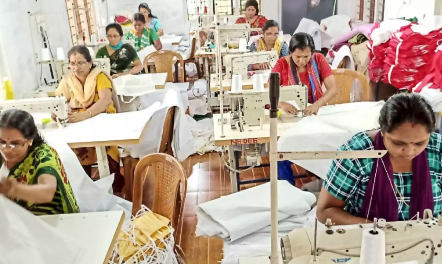 തുണിസഞ്ചിയിൽ വിജയംതുന്നി പെണ്‍കൂട്ടായ്മ