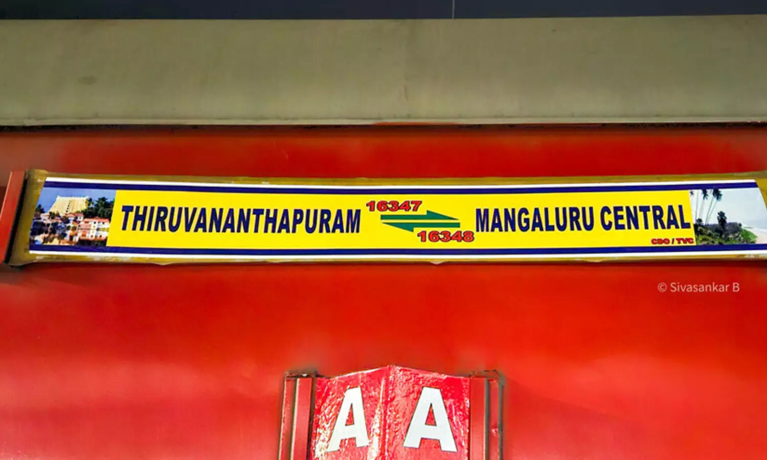 രണ്ട് ജനറൽ കംപാർട്ട്മെന്റുകൾ റദ്ദാക്കി മംഗളൂരു എക്സ്​പ്രസ്; ശ്വാസംമുട്ടി യാത്രക്കാർ