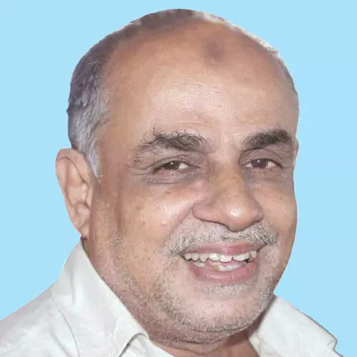 ഉ​മ്മ​ർ​കു​ട്ടി മാ​സ്റ്റ​ർ