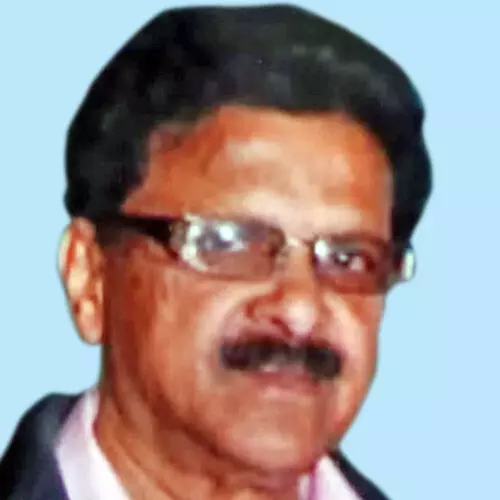 ര​വീ​ന്ദ്ര​ൻ