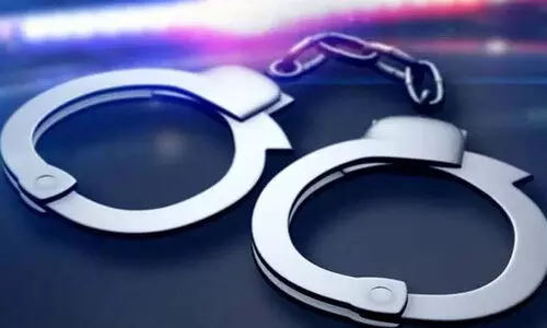 സ്വർണം മോഷ്ടിച്ച് രാജ്യം വിടാൻ ശ്രമം; മൂന്ന് ശ്രീലങ്കൻ പൗരൻമാർ പിടിയിൽ