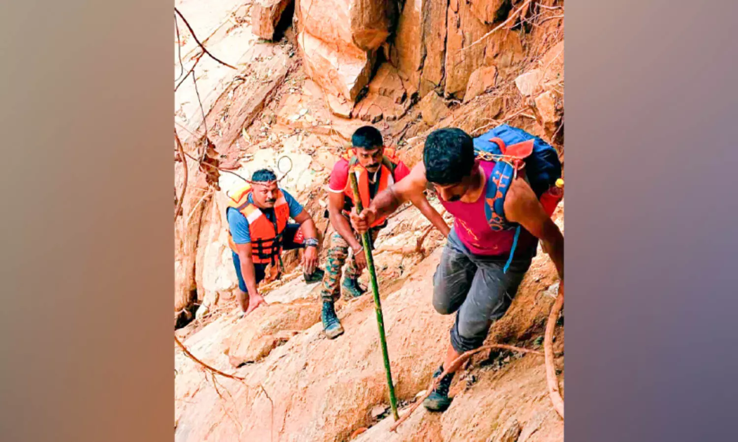 നാ​ട് മ​റ​ക്കി​ല്ല, ഈ ​ര​ക്ഷാ​ക​ര​ങ്ങ​ളെ