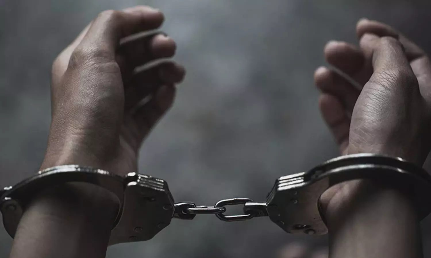 യുവാവിനെ ആക്രമിച്ച് പണവും വാഹനവും കവർന്ന പ്രതികൾ അറസ്റ്റിൽ