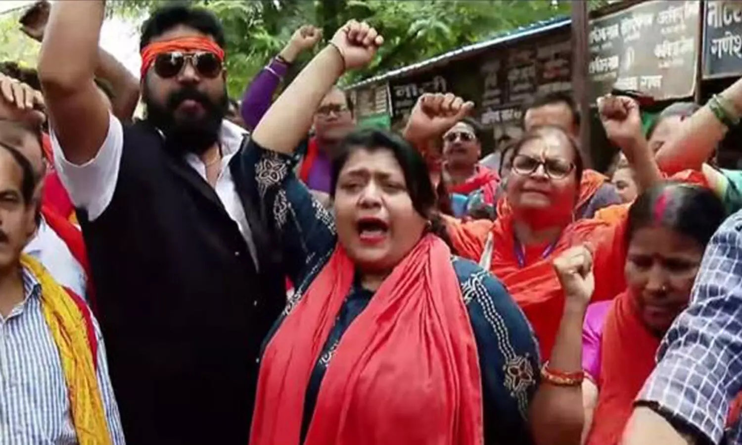 കന്യാസ്ത്രീകളുടെ ജാമ്യാപേക്ഷ തള്ളി; ആഹ്ലാദപ്രകടനവുമായി ബജ്റംഗ്ദൾ