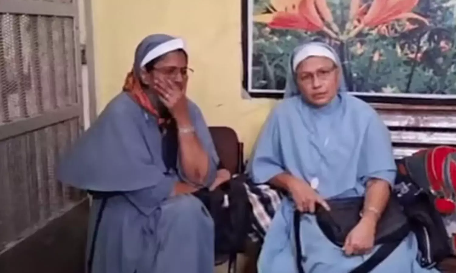 വകുപ്പുകൾ ഗുരുതരം: കന്യാസ്ത്രീകളുടെ ജാമ്യാപേക്ഷ സെ​ഷ​ന്‍​സ് കോ​ട​തി പ​രി​ഗ​ണി​ച്ചി​ല്ല; ജയിൽവാസം തുടരും