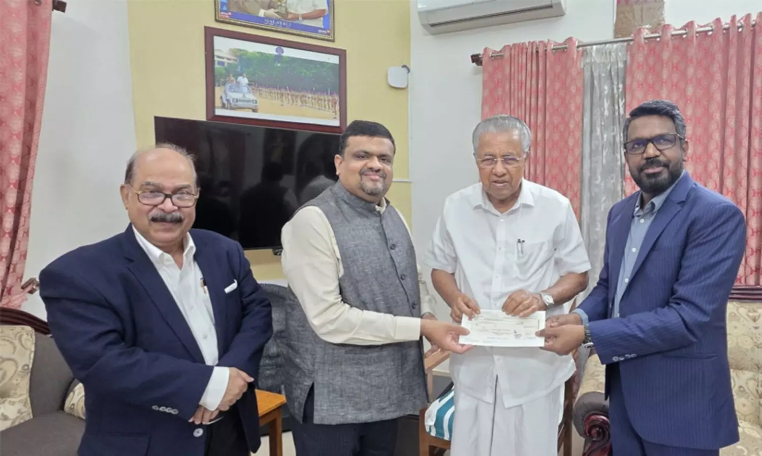 ചൂരൽമല ദുരന്ത ബാധിതർക്ക് സഹായവുമായി ഖത്തറിലെ പ്രവാസികൾ