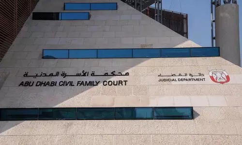 വി​വാ​ഹ​മോ​ച​ന​ത്തി​ന്​ 100 കോ​ടി ദി​ർ​ഹം ആ​വ​ശ്യ​പ്പെ​ട്ട്​ യു​വ​തി