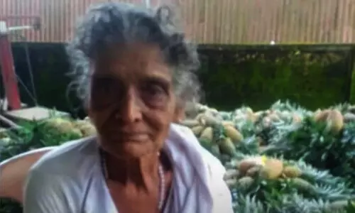 വയോധിക മരിച്ച നിലയിൽ; മോ​ഷ​ണ​ശ്ര​മ​ത്തി​നി​ടെ കൊ​ല​​പ്പെടുത്തിയതെന്ന് സംശയം, ദേ​ഹ​ത്തു​ണ്ടാ​യി​രു​ന്ന സ്വ​ർ​ണാ​ഭ​ര​ണം കാണാനില്ല