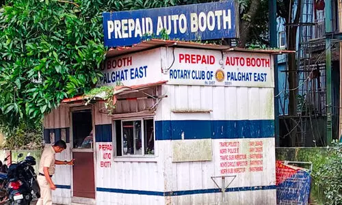 ഒലവക്കോട്ടെ പ്രിപെയ്ഡ് ഓട്ടോ ബൂത്ത്; മാറ്റി സ്ഥാപിക്കാൻ ഫണ്ടില്ലെന്ന് പൊലീസ്