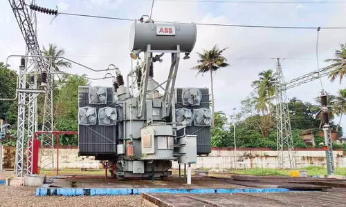 പുനലൂർ റെയിൽവേ സബ് സ്റ്റേഷനിൽ വൈദ്യുതി എത്തുന്നു