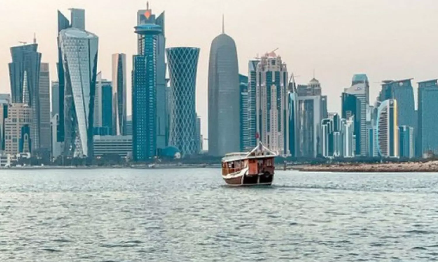 ഖത്തറിൽ കൊ​ടും​ചൂ​ട്, അ​ടി​മു​ടി ​വേ​വും