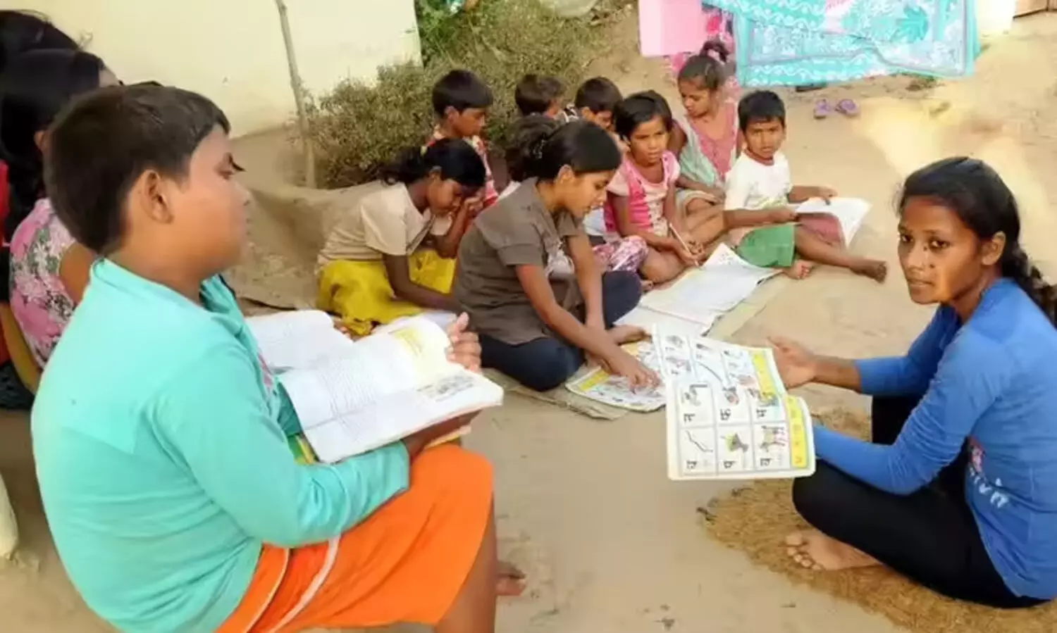 ക്ലാസ് മുറിയിൽ എ.സി വേണ്ടിവരുമെന്ന് ഒരുകൂട്ടർ, കുട്ടികൾ കളിച്ചു വളരട്ടെയെന്ന് ചിലർ; വേനലവധി മാറ്റുന്നതിനെ അനുകൂലിച്ചും എതിർത്തും ആളുകൾ