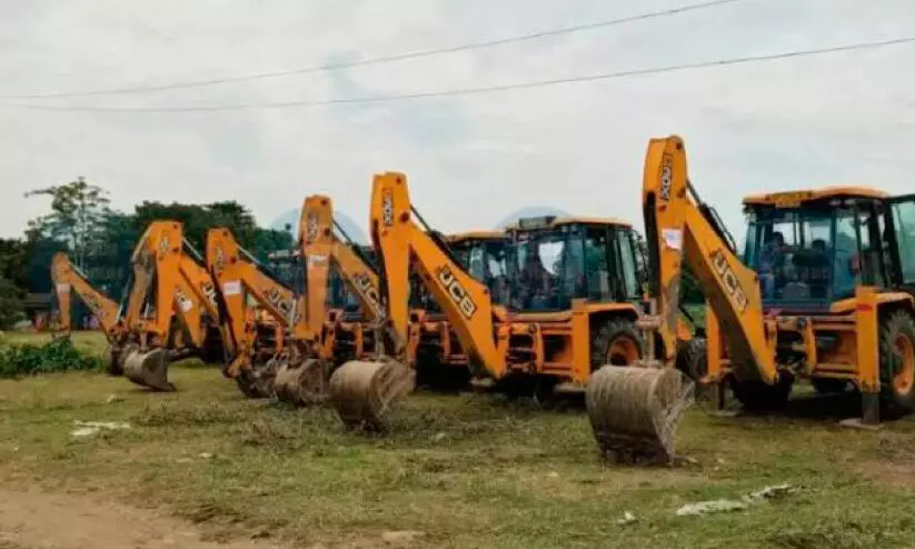 അസമിലെ കുടിയിറക്കൽ തുടരുന്നു; എങ്ങോട്ട് പോകണമെന്നറിയാതെ കുടുംബങ്ങൾ