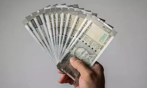 കു​തി​ച്ചു​യ​ർ​ന്ന് വി​നി​മ​യ നി​ര​ക്ക്; റി​യാ​ലി​ന് 226.25 രൂ​പ