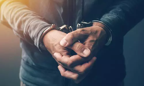 കാ​ഞ്ഞി​ര​ക്കൊ​ല്ലി​യി​ൽ ക​ള്ള​ത്തോ​ക്ക് പി​ടി​കൂ​ടി