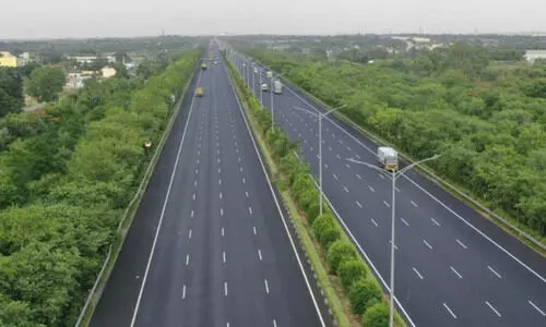 വിഴിഞ്ഞം-നാവായിക്കുളം ഔട്ടർ റിങ് റോഡ്; അലൈൻമെന്റിൽ പ്രശ്നങ്ങളെന്ന് കേന്ദ്രം