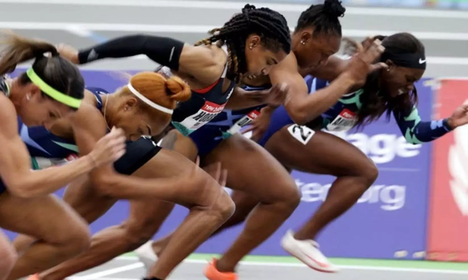 പെണ്ണുങ്ങൾക്കൊപ്പം ഇനി പെണ്ണുങ്ങൾ മാത്രം മത്സരിച്ചാൽ മതി...