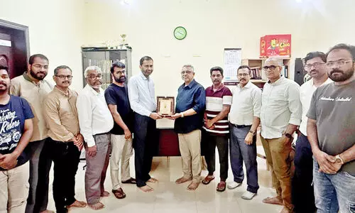 സി.കെ. നൗഫലിന് യാത്രയയപ്പ്