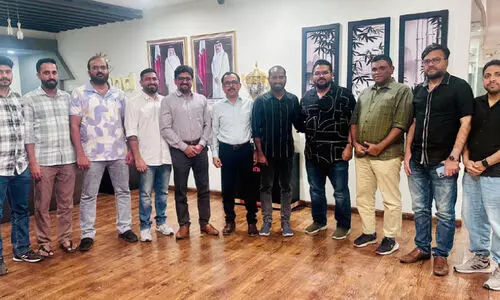 ഫൈ​സ​ൽ ഹം​സ​ക്ക് യാ​ത്ര​യ​യ​പ്പ് ന​ൽ​കി