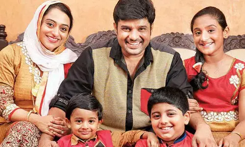 ആകസ്മിക വിയോഗത്തിൽ ഞെട്ടി, ആശുപത്രിയിലേക്ക് ഓടിയെത്തി സിനിമ ലോകം