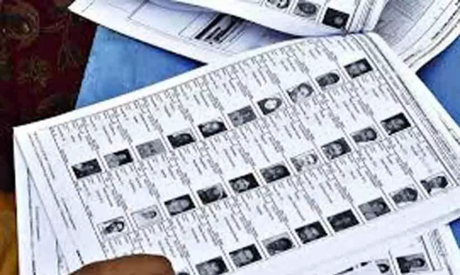 ഓ​രോ നി​യോജക മ​ണ്ഡ​ല​ത്തി​ൽ​നി​ന്നും 25,000 മു​ത​ൽ 30,000 വ​രെ വോ​ട്ടു​ക​ൾ നീ​ക്കിയെ​ന്ന് തേ​ജ്വ​സി; ന​ട​പ​ടി​ക്ര​മ​ങ്ങ​ൾ പാ​ലി​ച്ചെന്ന് ക​മീ​ഷ​ൻ