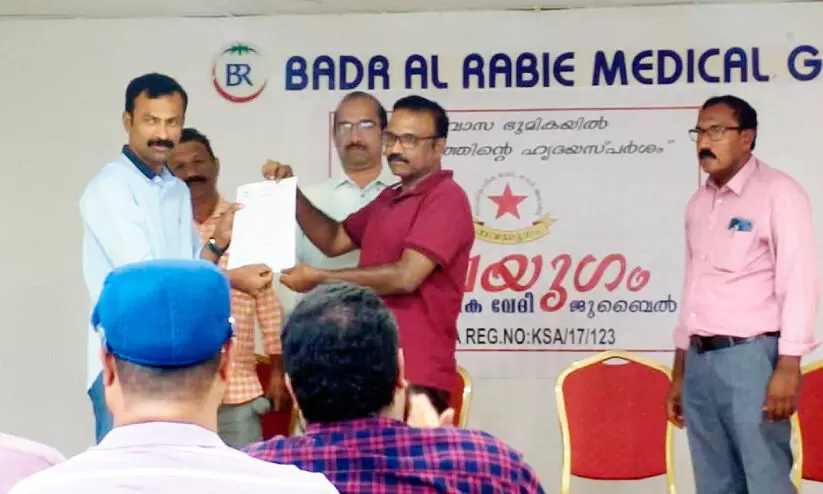 ഇ​ന്ത്യ​യെ മ​ത​രാ​ജ്യ​മാ​ക്കാ​നു​ള്ള ശ്ര​മ​ങ്ങ​ൾ​ക്കെ​തി​രെ ജാ​ഗ​രൂ​കരാ​ക​ണം -ന​വ​യു​ഗം ജു​ബൈ​ൽ