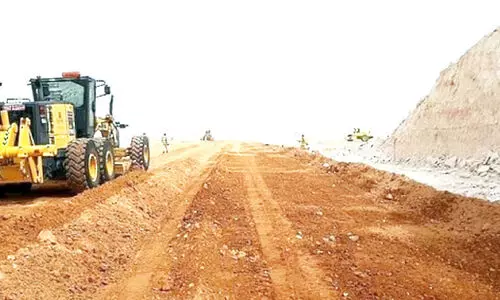 അൽ ജറുല ഗ്രാമത്തിലേക്കുള്ള റോഡ് നിർമാണം തുടങ്ങി