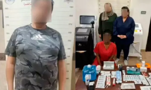 വ​നി​ത സ​ലൂ​ണി​ൽ കോ​സ്മെ​റ്റി​ക് ക്ലി​നി​ക് ന​ട​ത്തി​യ പ്ര​വാ​സി​ക​ൾ പി​ടി​യി​ൽ