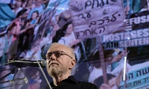 ‘വർഷങ്ങളോളം വംശഹത്യ എന്ന പദം ഉപയോഗിക്കാൻ ഞാൻ വിസമ്മതിച്ചു, ഇ​പ്പോൾ തകർന്ന ഹൃദയത്തോടെ അതു പറയുന്നു’; ഗസ്സയിലെ കാഴ്ചയിൽ ഇസ്രായേലി എഴുത്തുകാരൻ ഡേവിഡ് ഗ്രോസ്മാൻ