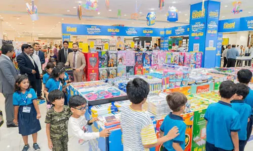 മെഗാ ‘ബാക് ടു സ്കൂൾ’ കാമ്പയിനുമായി ലുലു