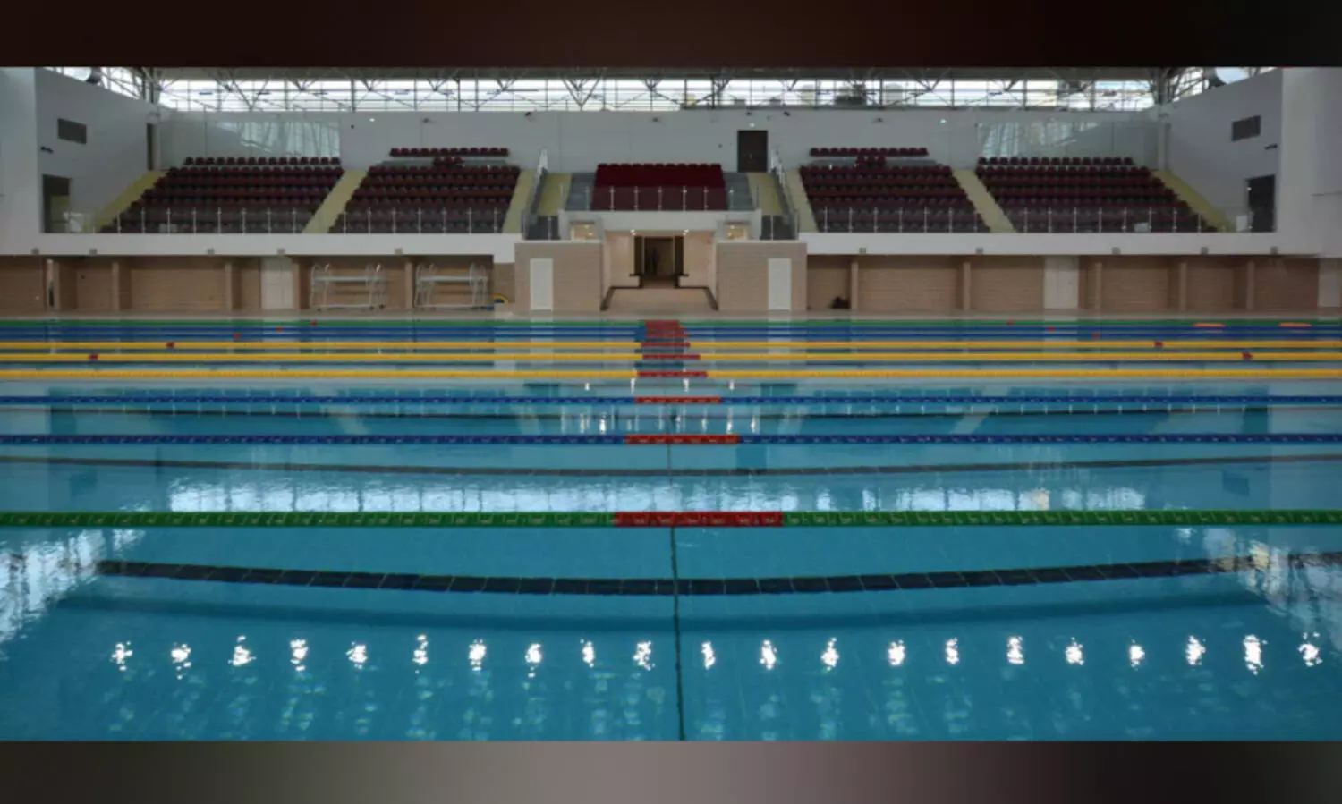 വേ​ന​ൽ​കാ​ലം: ഷാ​ർ​ജ​യി​ൽ നീ​ന്ത​ൽ കു​ള​ങ്ങ​ൾ ത​യാ​ർ